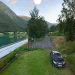 Golden Resort-«skulehuset» Casa de Férias