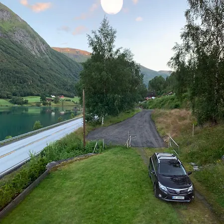 Golden Resort-«skulehuset» Feriehus