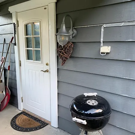 Golden Resort-«skulehuset»