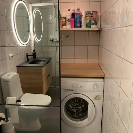 Golden Resort-«skulehuset» *